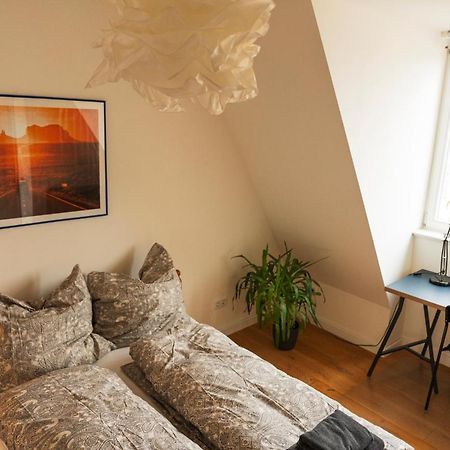 Woelkchen - Wohnung Mit Balkon, Holzdielen & Tv Bremerhaven Kültér fotó
