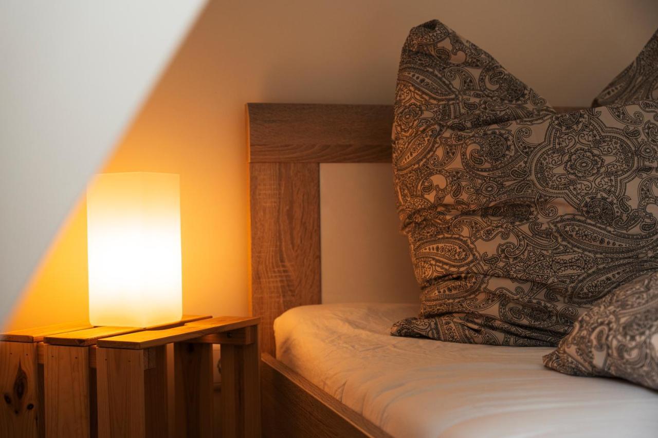 Woelkchen - Wohnung Mit Balkon, Holzdielen & Tv Bremerhaven Kültér fotó